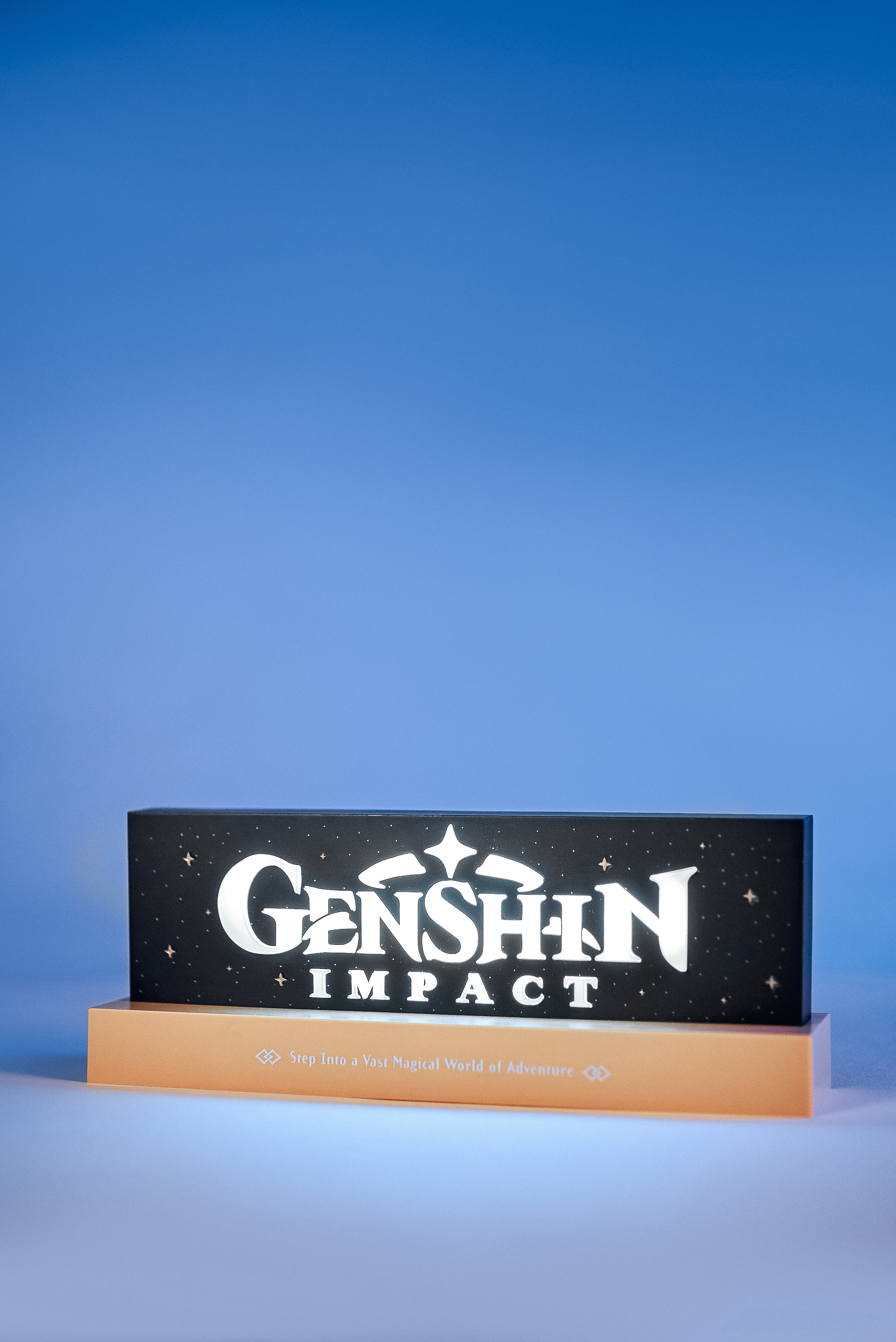 原神 Genshin Impact: The Official Licensed Light